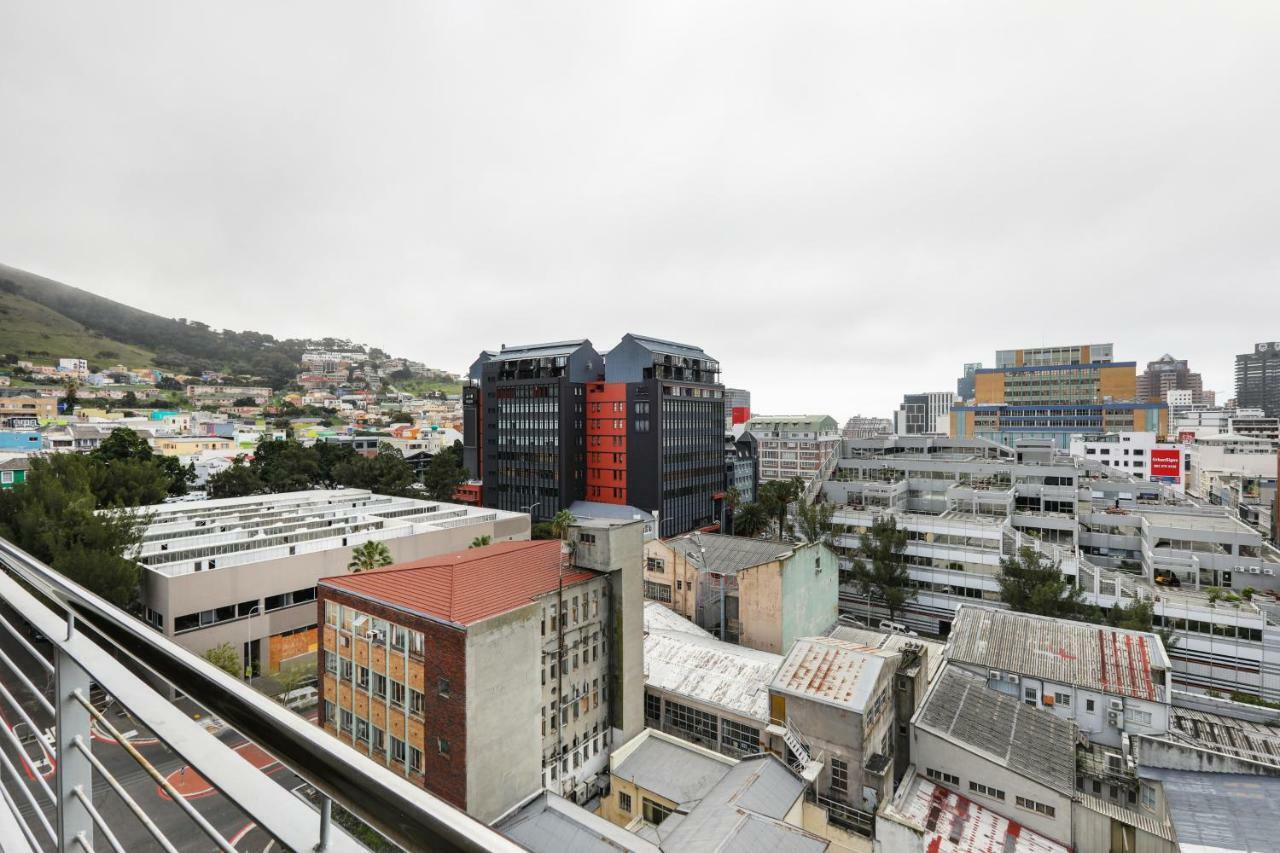 Backup-Power Eco Balcony Apartment Near Table Mountain 开普敦 外观 照片