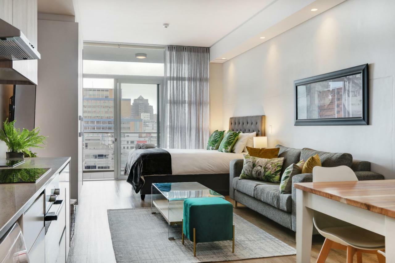 Backup-Power Eco Balcony Apartment Near Table Mountain 开普敦 外观 照片