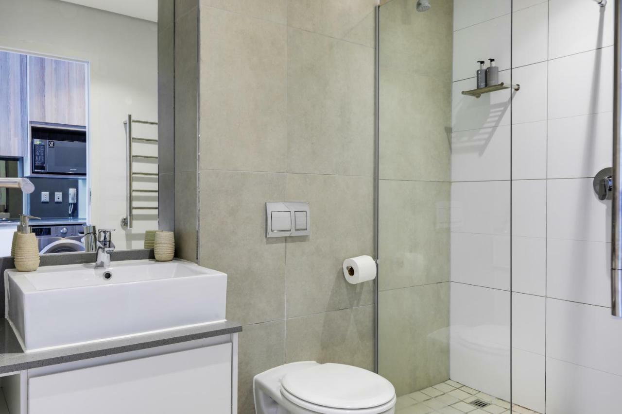 Backup-Power Eco Balcony Apartment Near Table Mountain 开普敦 外观 照片