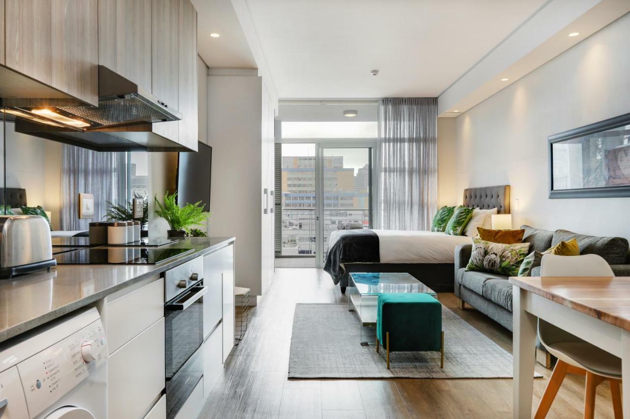 Backup-Power Eco Balcony Apartment Near Table Mountain 开普敦 外观 照片