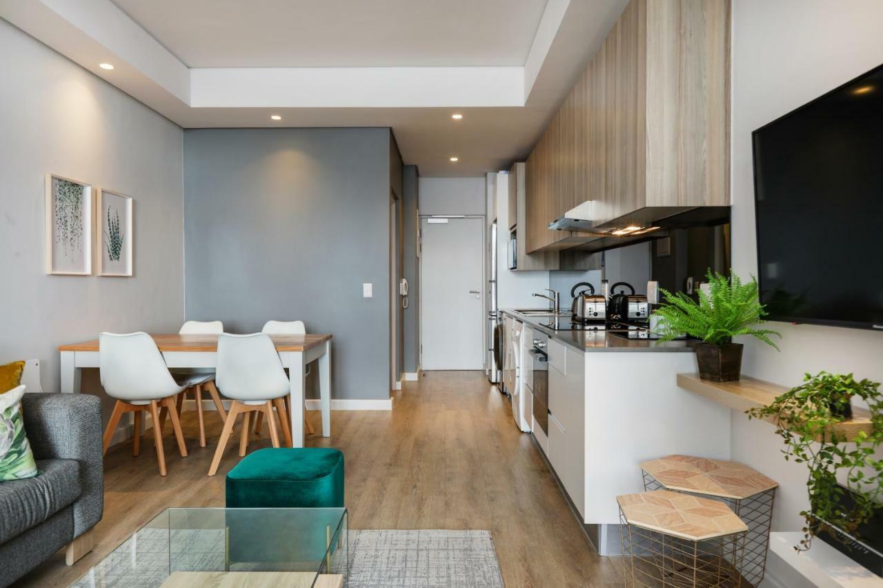 Backup-Power Eco Balcony Apartment Near Table Mountain 开普敦 外观 照片