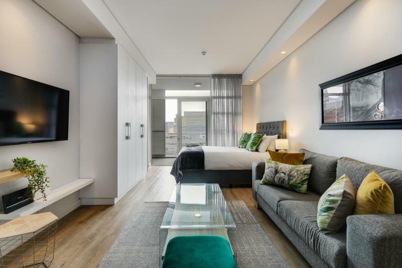 Backup-Power Eco Balcony Apartment Near Table Mountain 开普敦 外观 照片