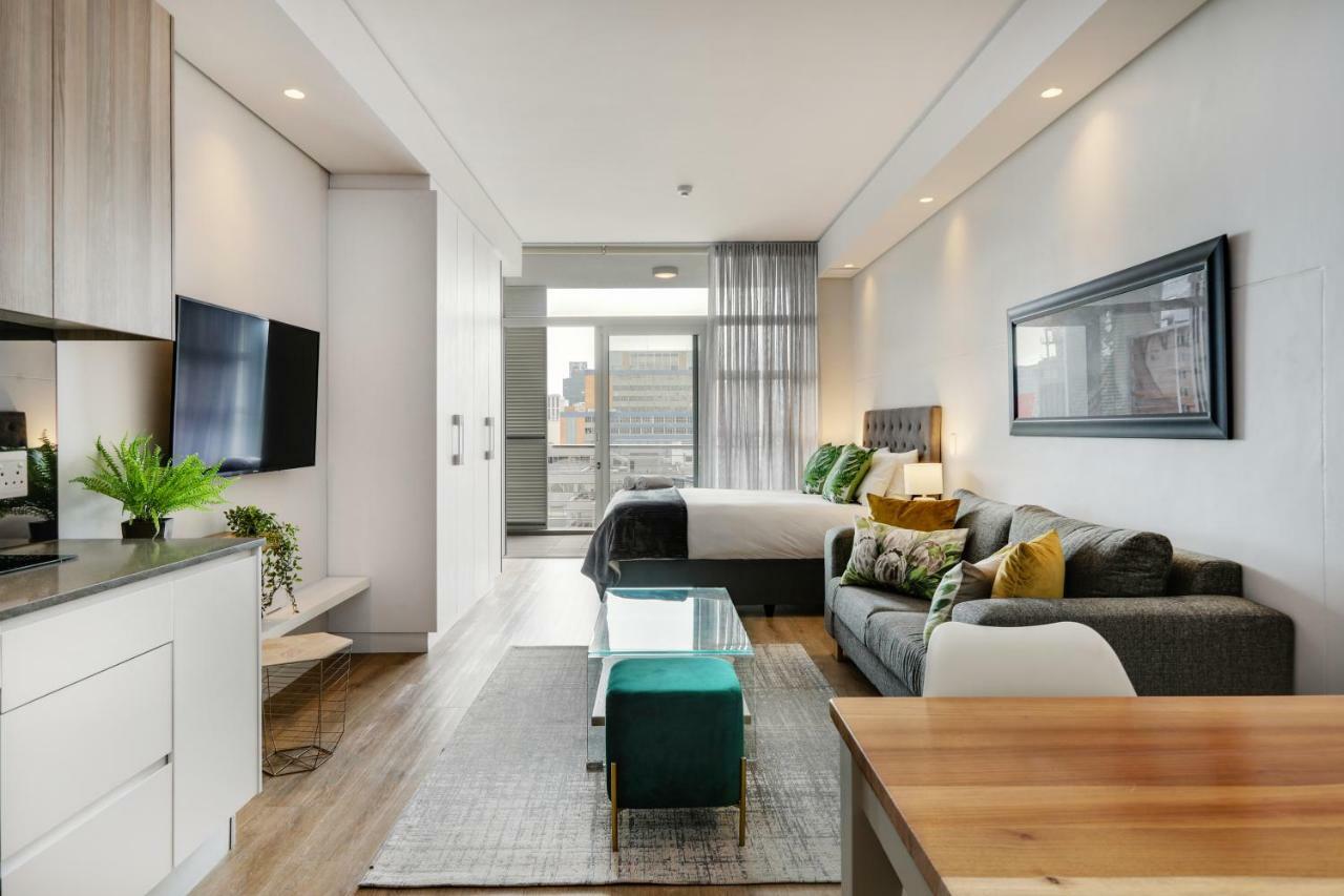 Backup-Power Eco Balcony Apartment Near Table Mountain 开普敦 外观 照片